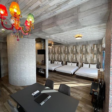 Wolf Pack Apartment 1001 Osaka Bagian luar foto