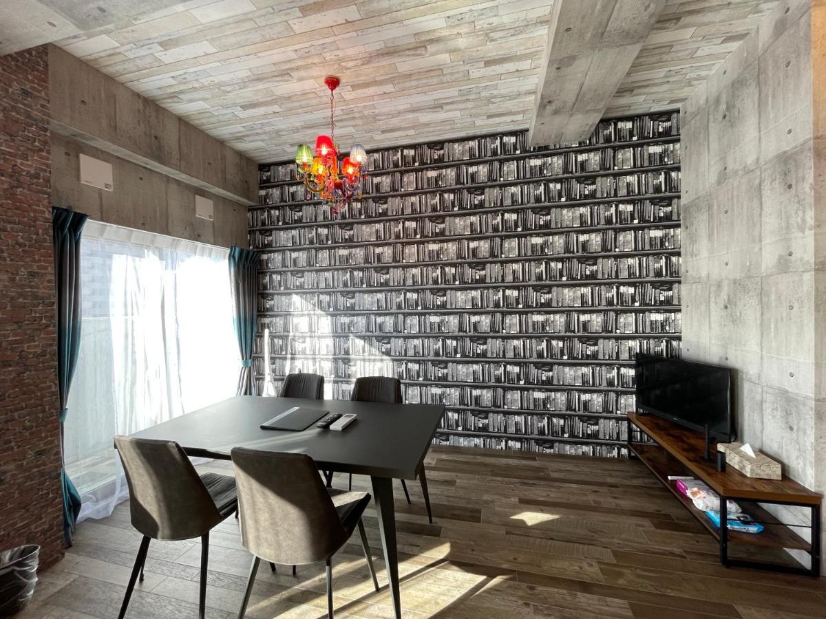 Wolf Pack Apartment 1001 Osaka Bagian luar foto